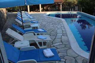 Апартаменты Villa Mia Apartments Биела Апартаменты «Комфорт» с 1 спальней и террасой, вид на море-6