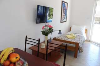 Апартаменты Villa Mia Apartments Биела Апартаменты с 1 спальней и видом на бассейн-9