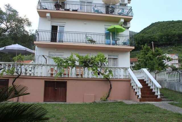 Апартаменты Villa Mia Apartments Биела-50